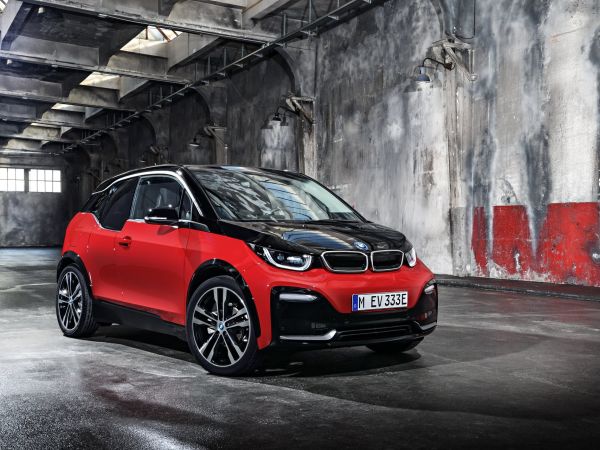 BMW i3s