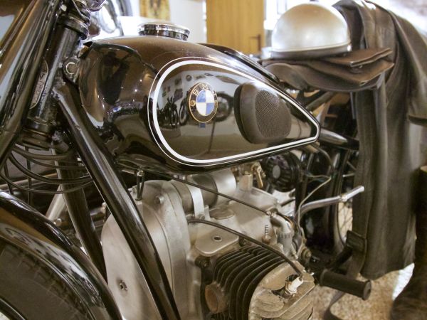 BMW R 6