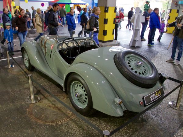 BMW 328