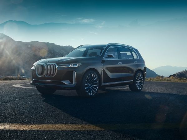 BMW Concept X7 iPerformance