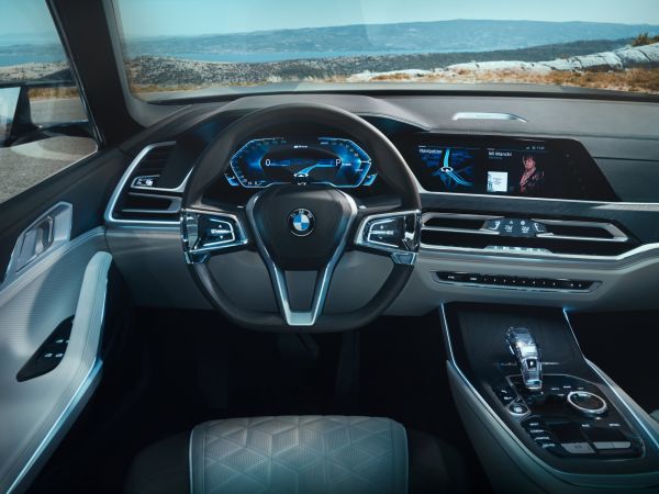 BMW Concept X7 iPerformance