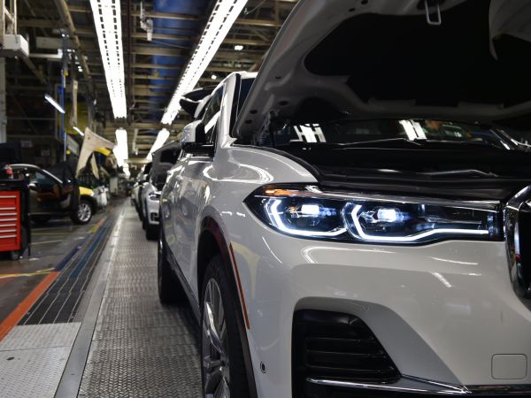 Produktion der ersten Vorserien BMW X7