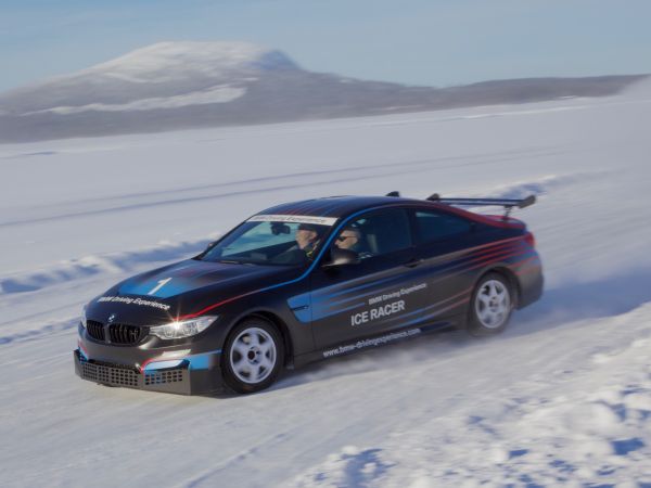 BMW M4 GTS Coupé - Ice Racer