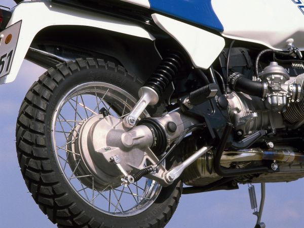 Erstes Motorrad mit Paralever-Hinterradaufhängung: BMW R 100 GS