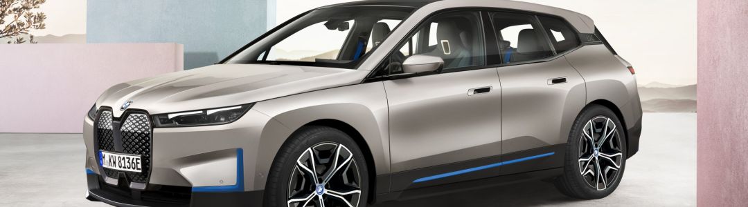 BMW iX